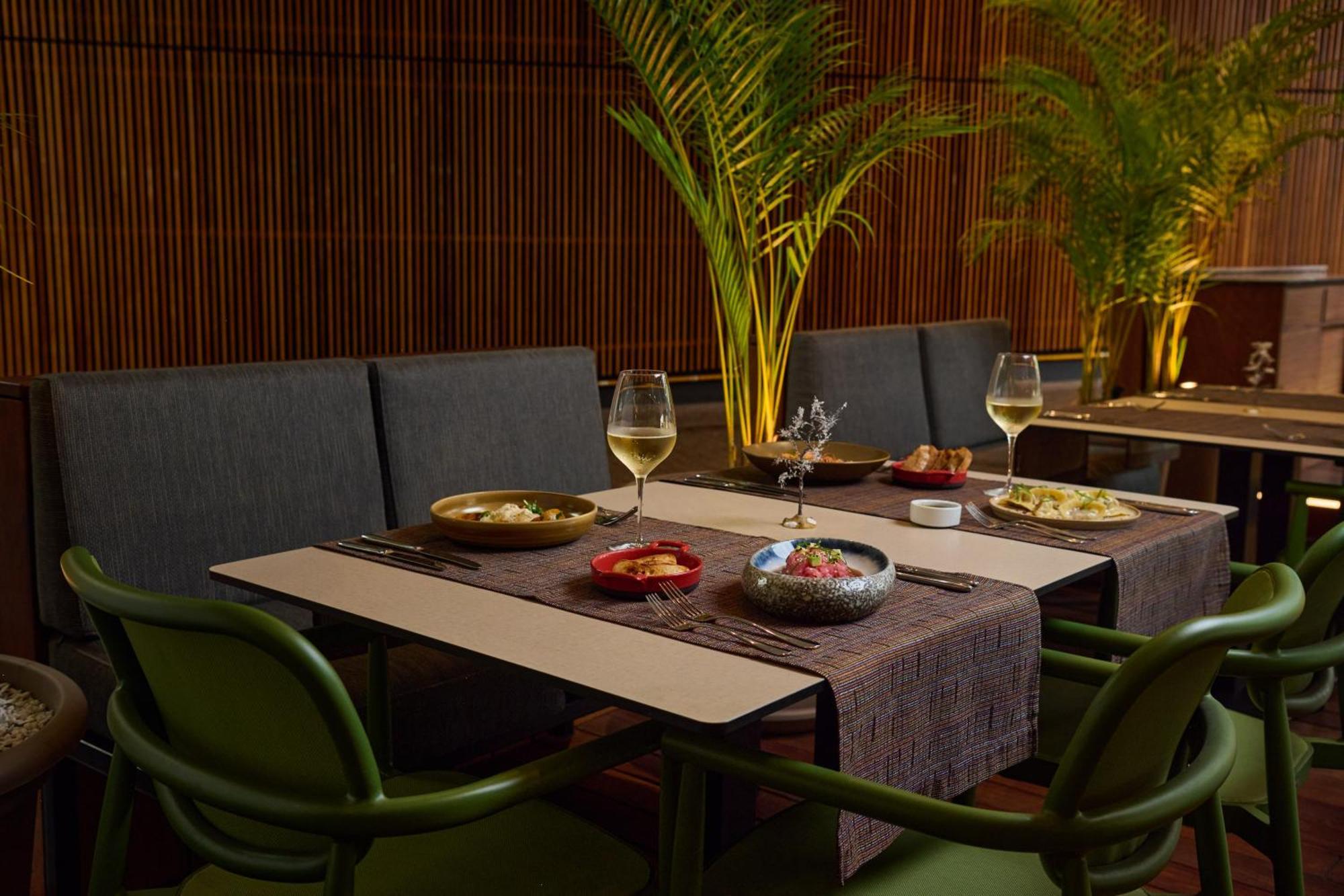 Innside By Melia Miraflores 4*